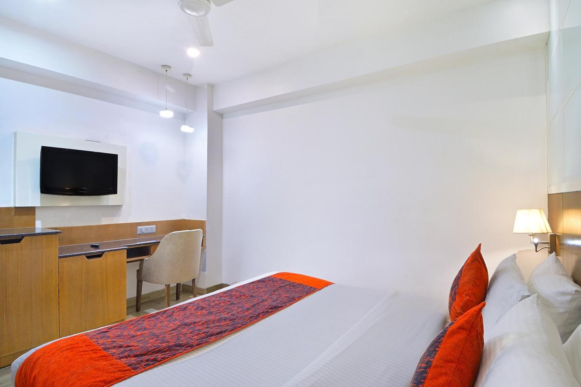 Hotel Hari Piorko - New Delhi Railway Station Zewnętrze zdjęcie