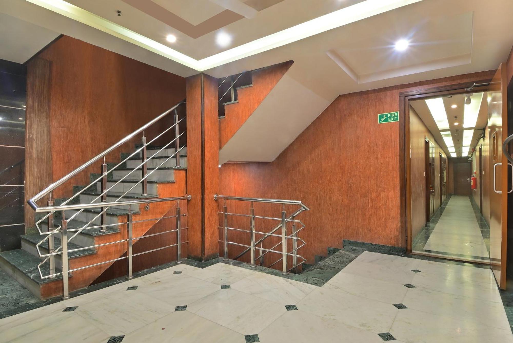 Hotel Hari Piorko - New Delhi Railway Station Zewnętrze zdjęcie